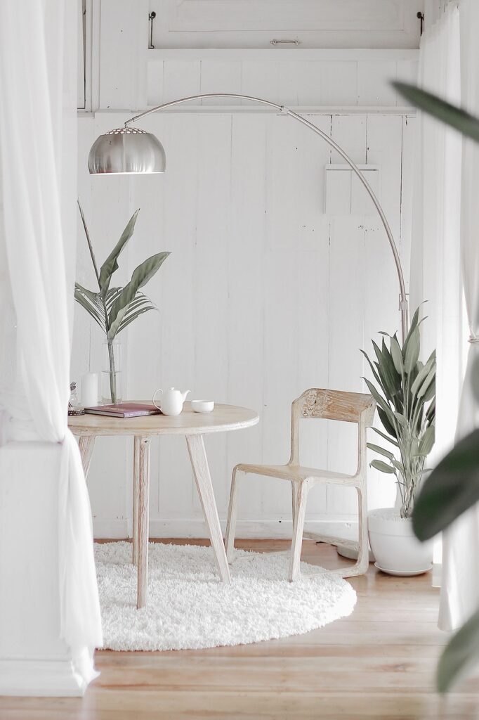 Oltre i Metri Quadri: Viaggio nella Psicologia dell’Abitare plant, design, home, house, nature, lamp, white, wood